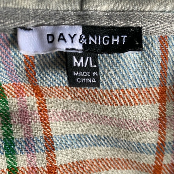 Trendy Plaid Striped Hoodie 🎬 - Picture 8 of 9